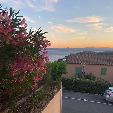 With Swimming Pool 500m From The Saint-Raphael (Var)